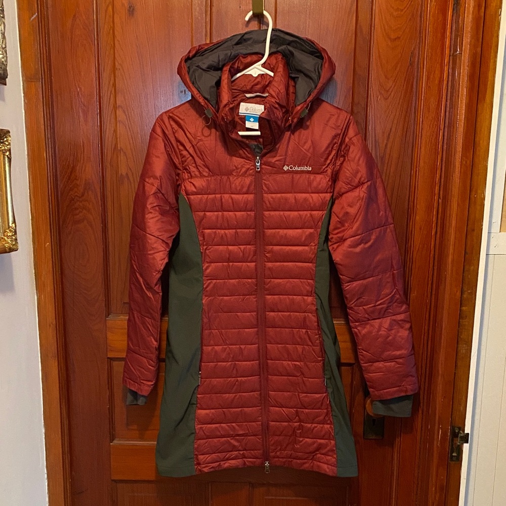 🔥🔥🔥🔥🔥🔥🔥Columbia Women's Red and Olive Ski Jacket